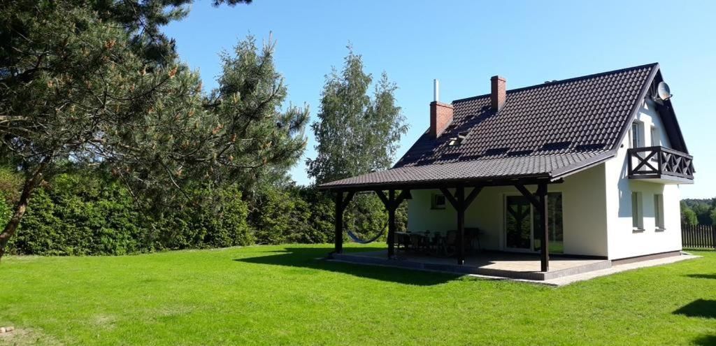 Дома для отпуска Dom nad jeziorem w Borzechowie Borzechowo-18